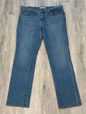 Levi's Casual Medium Blue Wash Stretch Denim Slimming Straight Leg Jeans